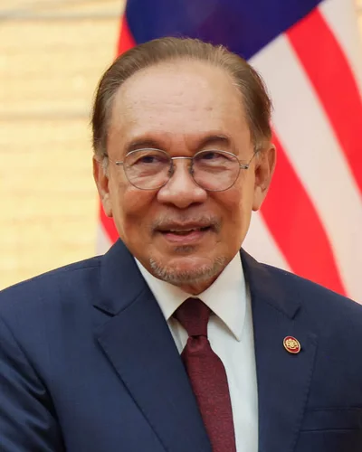 premiér Anwar Ibrahim (od listopadu 2022)